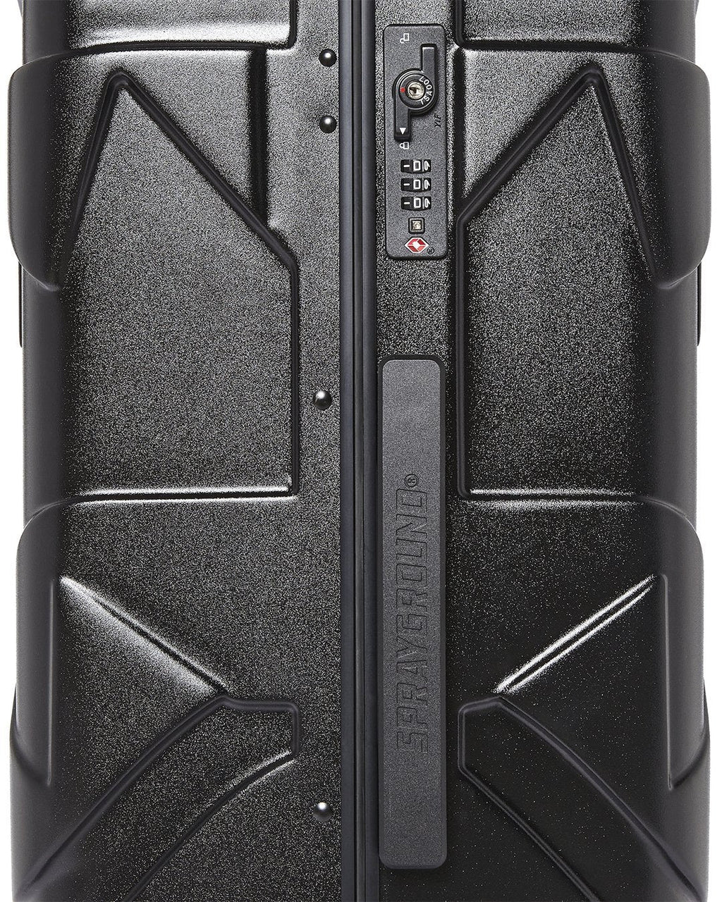 SHARKITECTURE MOLDED 29ƒ?� FULL-SIZE LUGGAGE