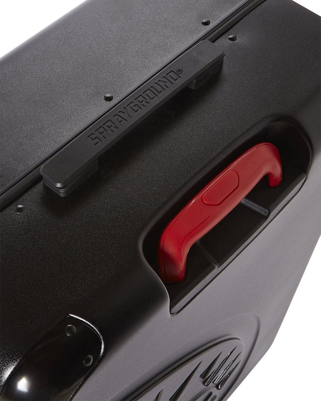 SHARKITECTURE MOLDED 29ƒ?� FULL-SIZE LUGGAGE