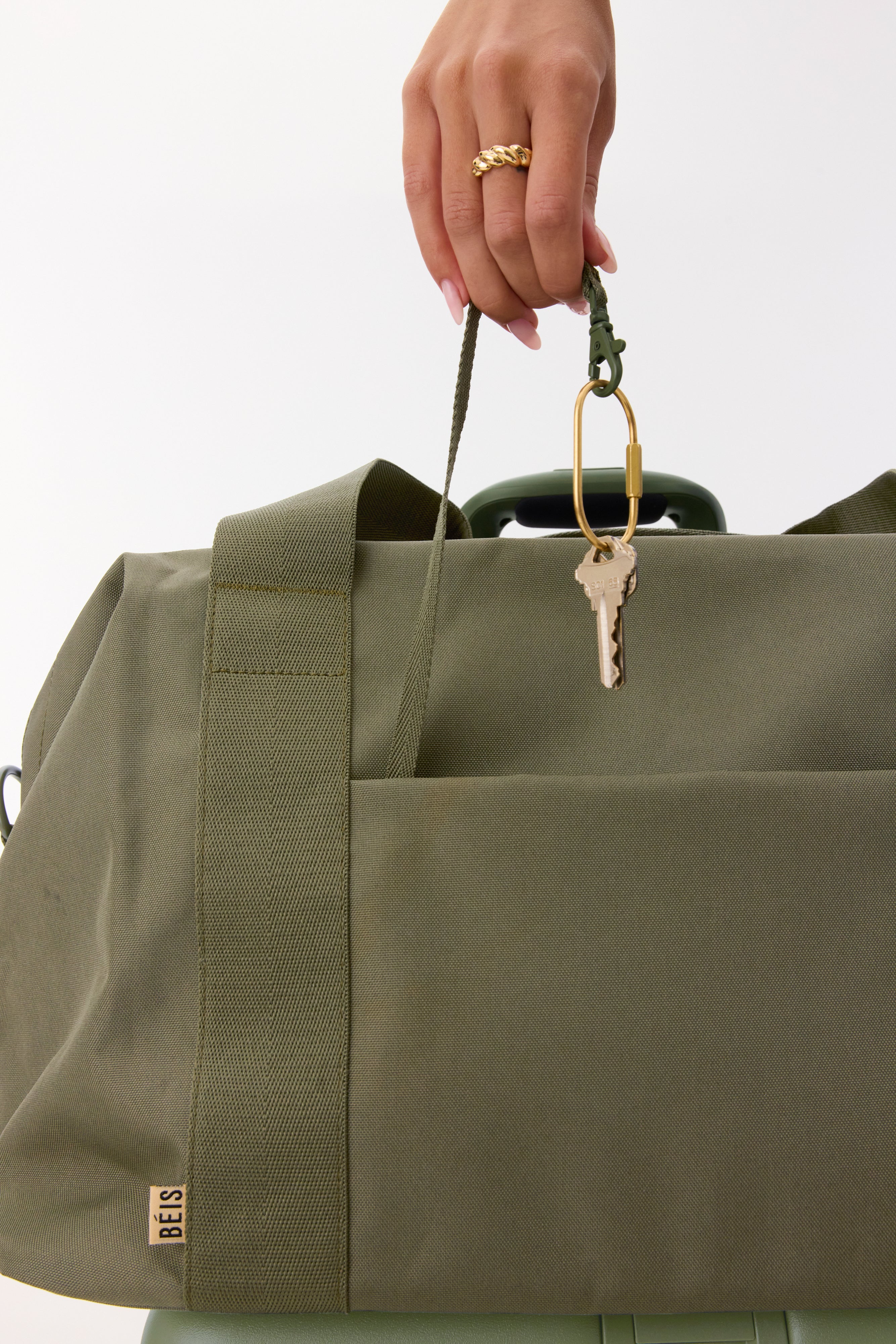 Resale The B??ISics Duffle in Olive