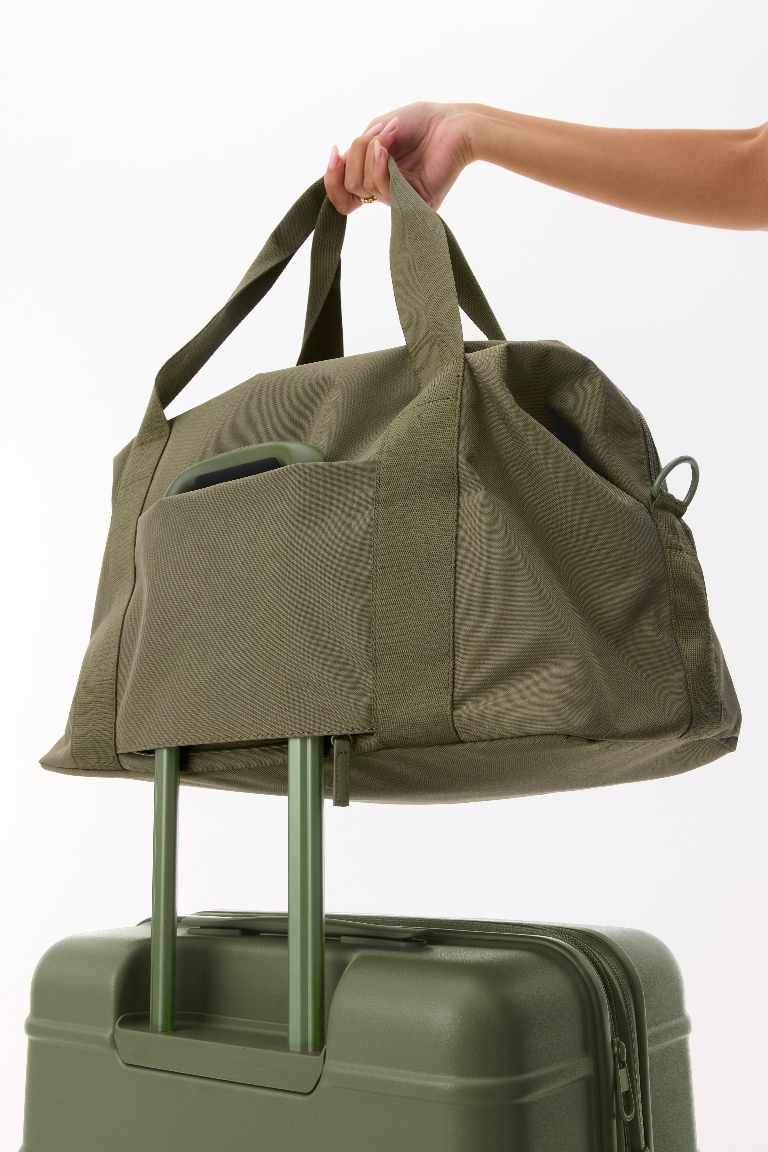 The B??ISics Duffle in Olive